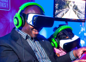 Simulateur de montagnes russes en réalité virtuelle